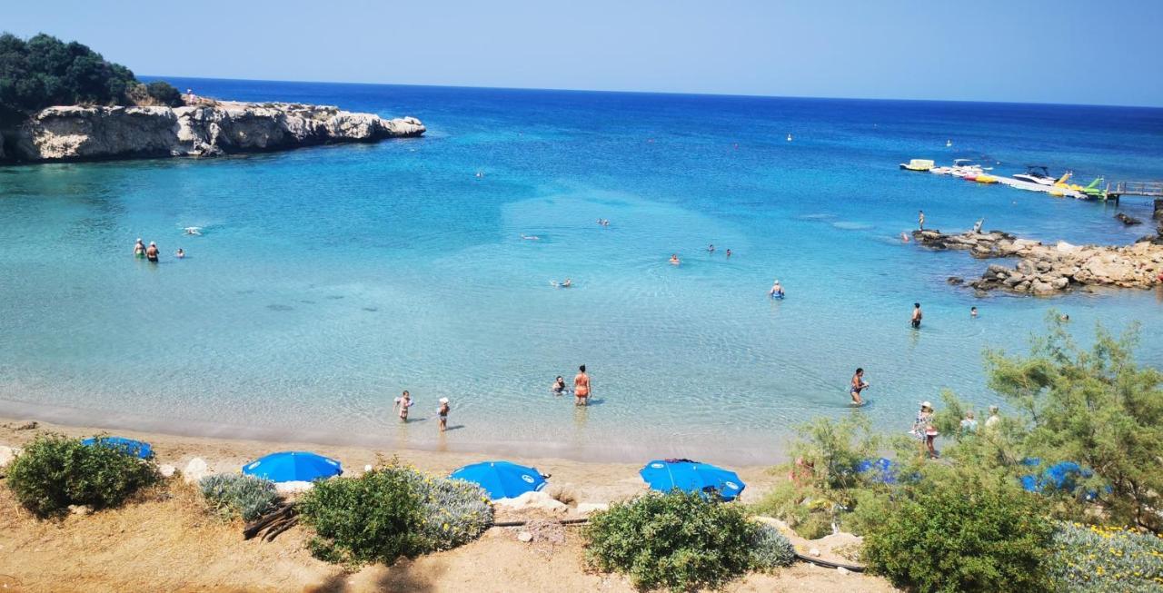 Great Villa Maria Paralimni Exterior foto