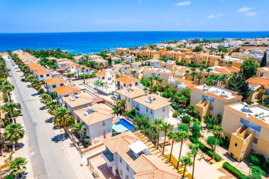 Great Villa Maria Paralimni Exterior foto
